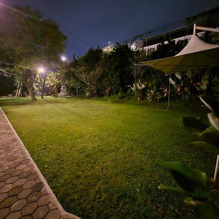 Kusma Hotel Bandungan Semarang Buitenkant foto