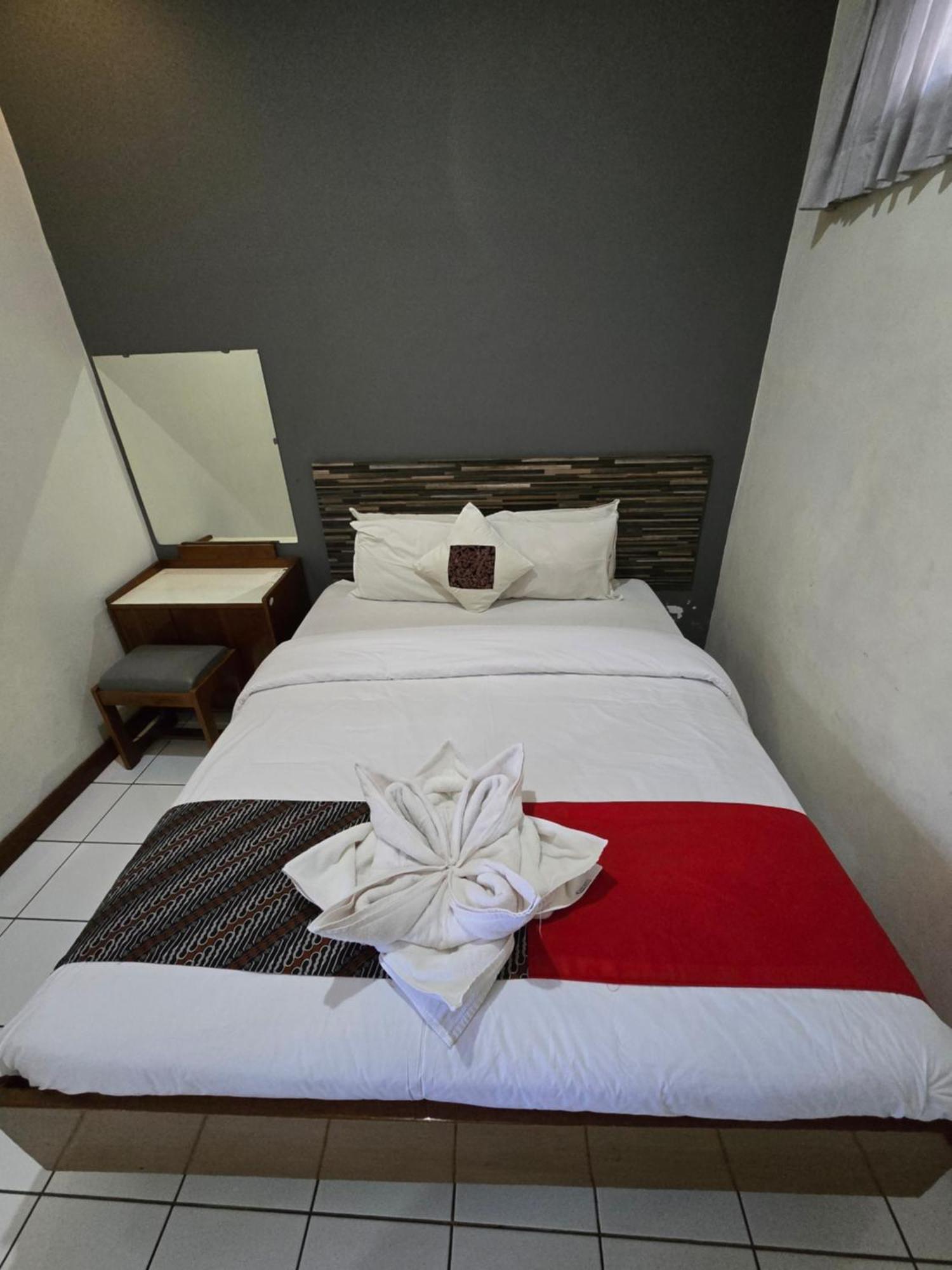 Kusma Hotel Bandungan Semarang Buitenkant foto