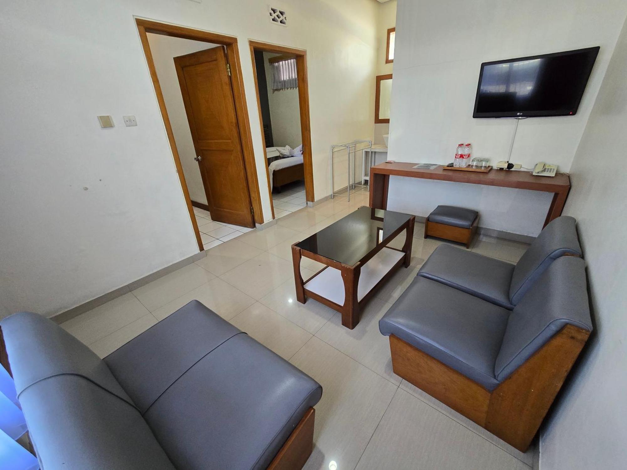 Kusma Hotel Bandungan Semarang Buitenkant foto