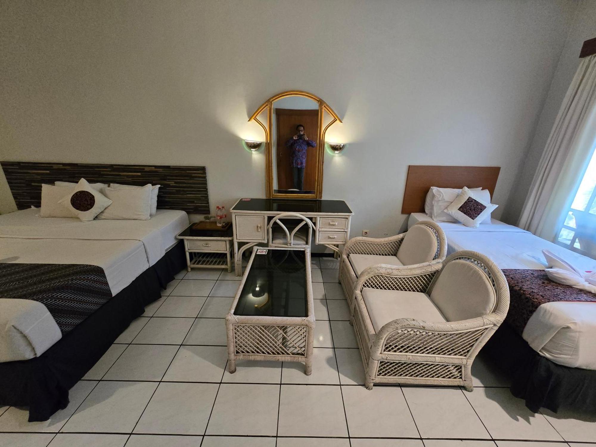 Kusma Hotel Bandungan Semarang Buitenkant foto